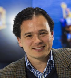 Philip N H Nakashima
