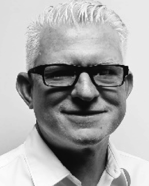 Erick E. Aponte-Bezares