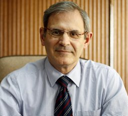 Emilio J. Sanz