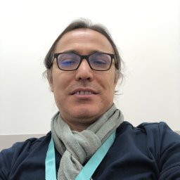 Akar H Haluk