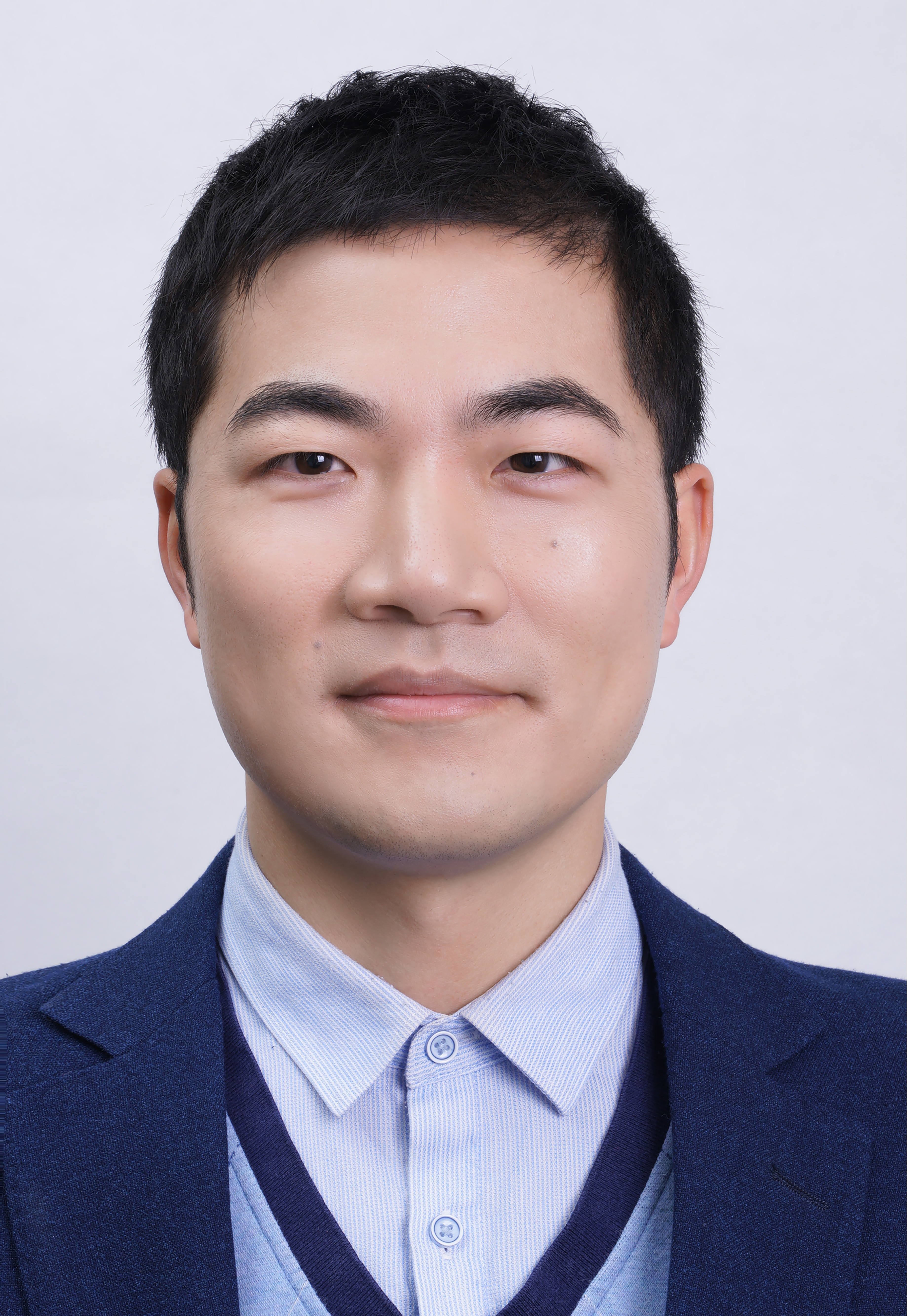 Huadong Huang