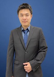 Yunyi Zhang