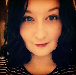 Michelle M Holmes