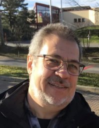 Hendriksz Christian J