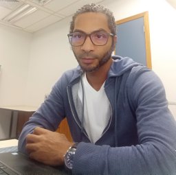 Dos Santos Charles F