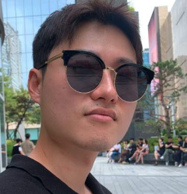 Gyuseok Lee