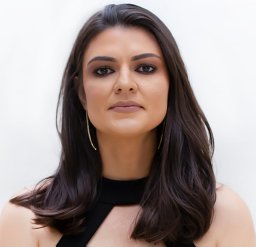 Núbia Carelli Pereira De Avelar
