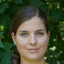 Daniela B van den Heuvel
