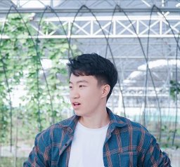 Linhuan Zhong