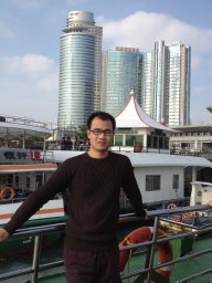 Yigui Zhong