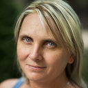 Eva Ajzner