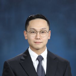 Jun Hyuk Kim