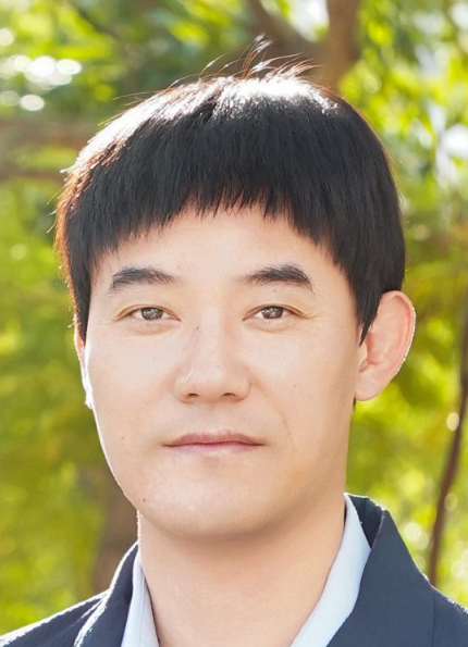 Hongmin Chen