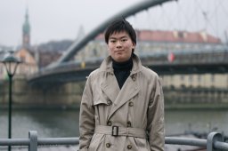 Zhen Yu Ding