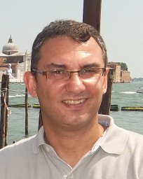 Luis Javier Mena