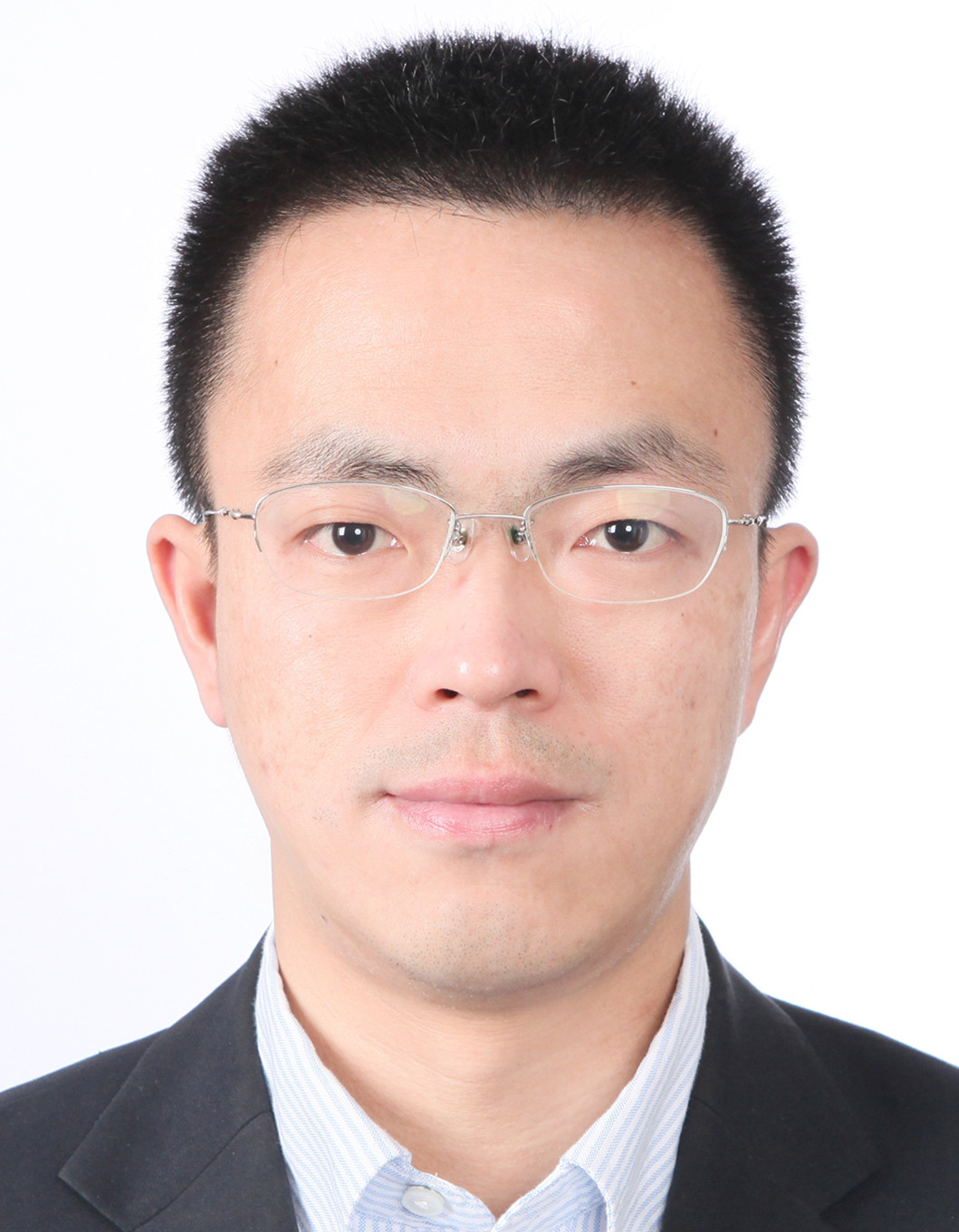 Xianwei Li
