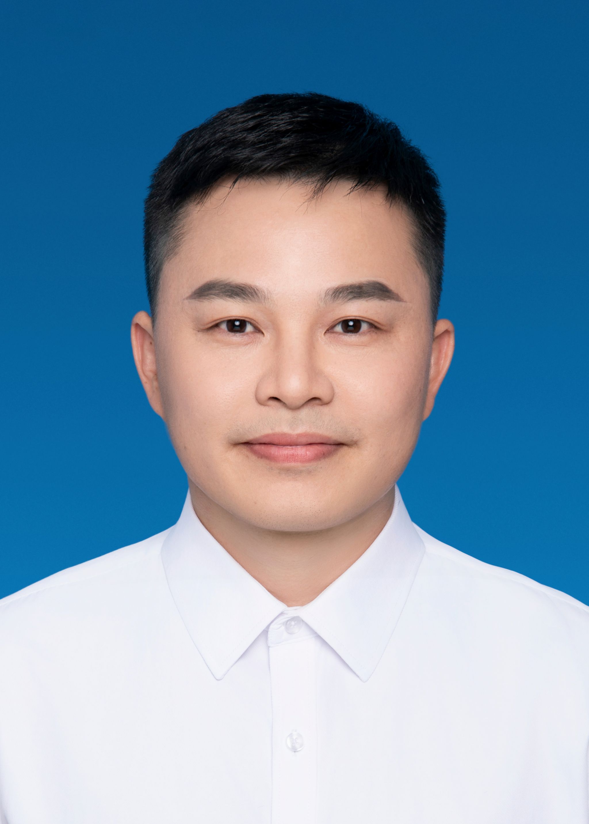 Baowen Huang