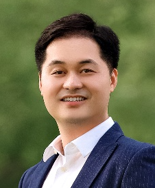 Weigang Zhu