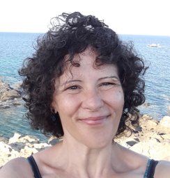 Esther Julián