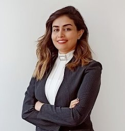 Elnaz Davoodi