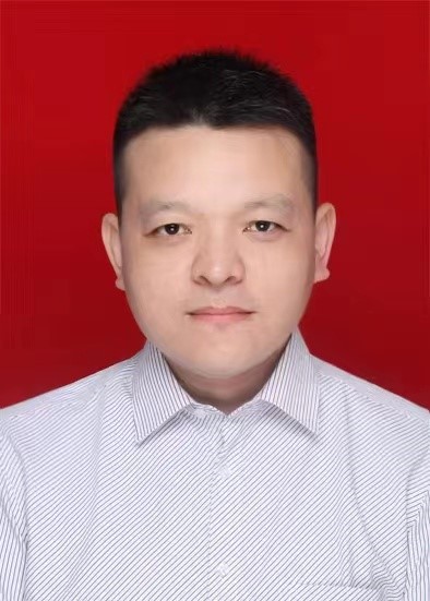 Zhongyi Liu