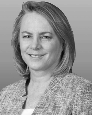Lynne Graves
