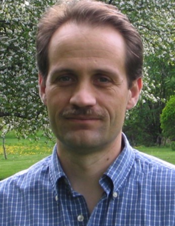 Daniel Grosu