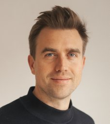Derek Lomas