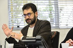 Adriano Naves De Brito