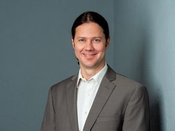 Hahn Thomas
