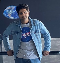Anuj Tiwari
