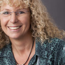 Lesley A Braun