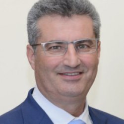 Antonio J Garcia-Fernandez