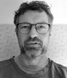 Andrew J Sutherland-Smith