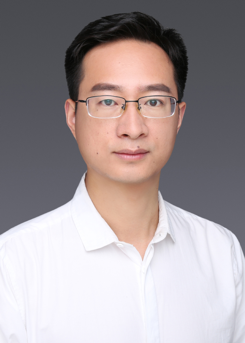 Zhengfeng Huang