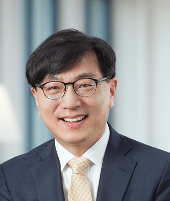 Kwangwoo Park