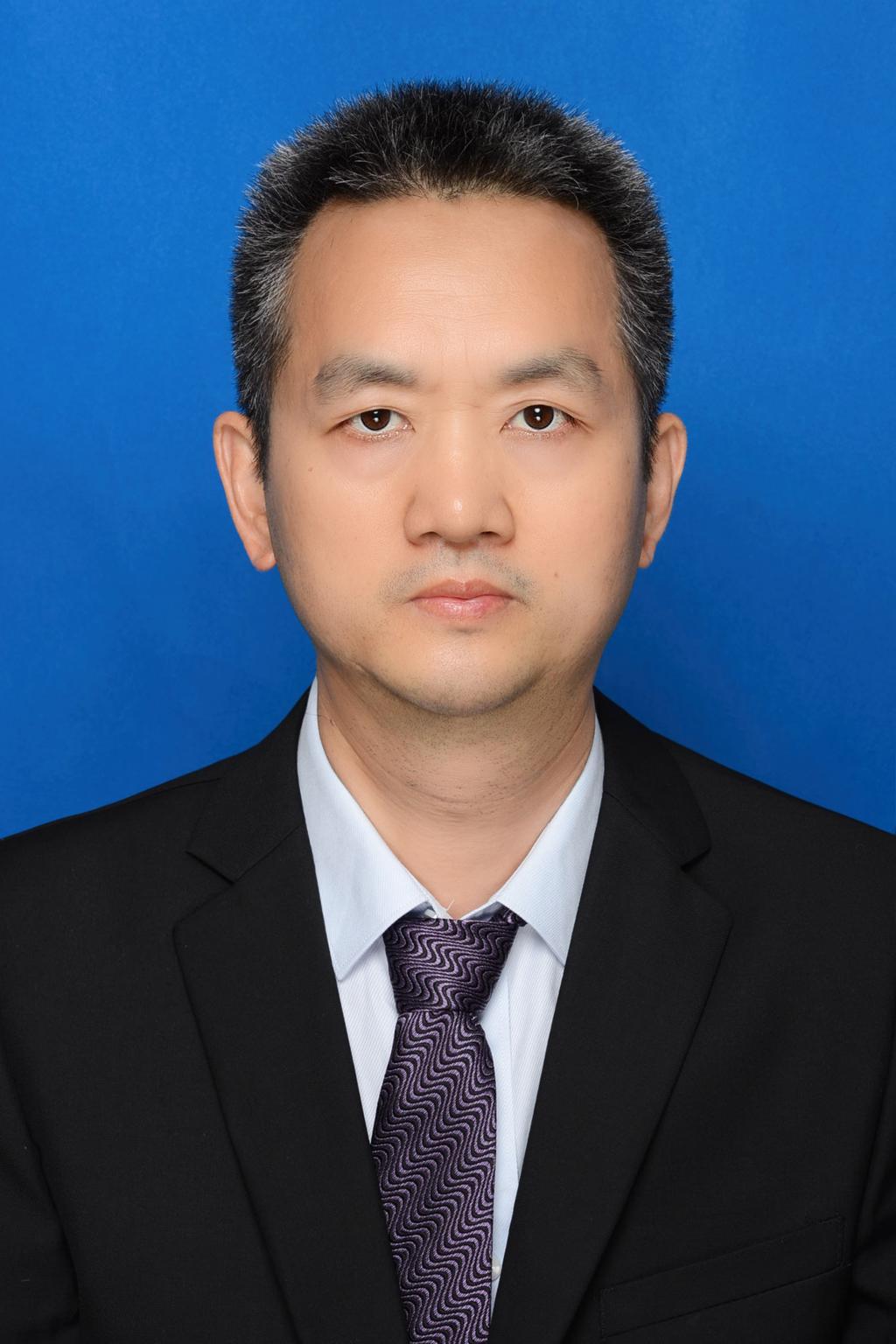 Yulong Guo