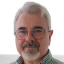 Luis J Fuentes