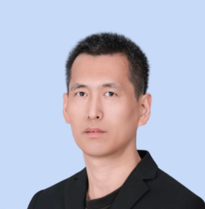 Yongxing Yang