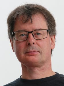 Peter James
