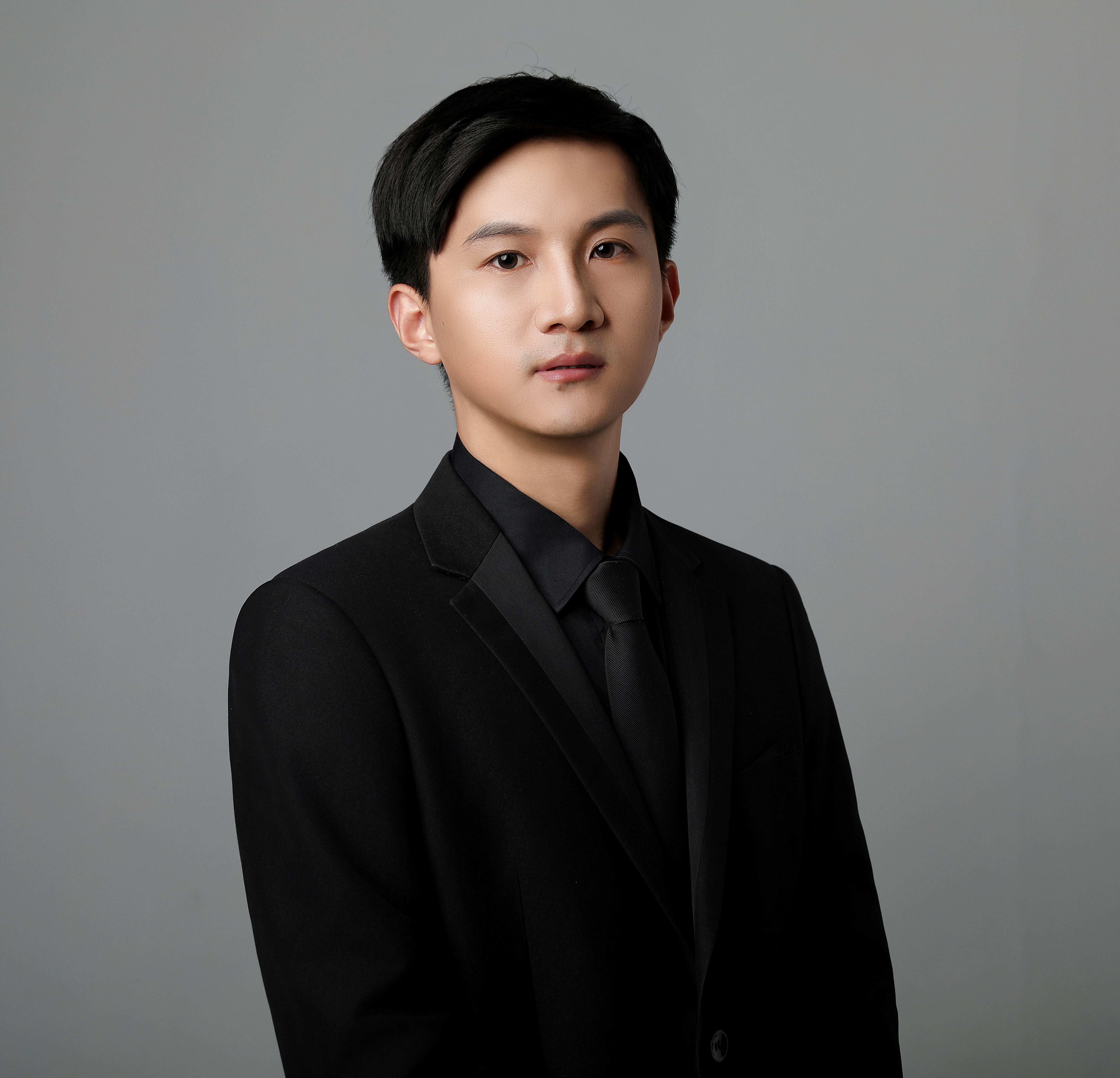 Qinghe Hou