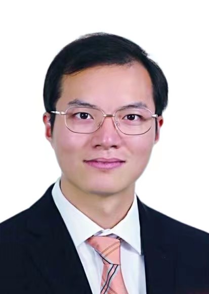 Linqi Ye