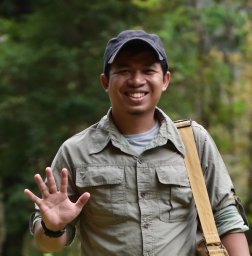 Adhi Agus Oktaviana