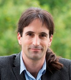 Daniel Abásolo
