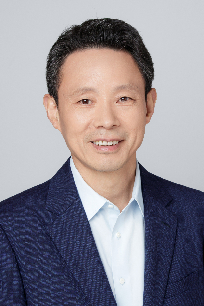 Jianwei Zhou