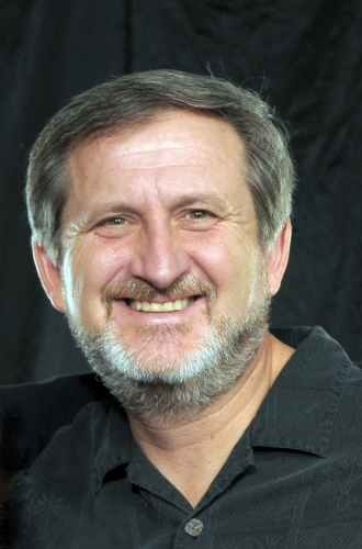 David M Hillis