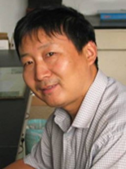 Qingya Wang