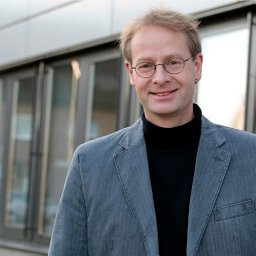 Manfred Hammer