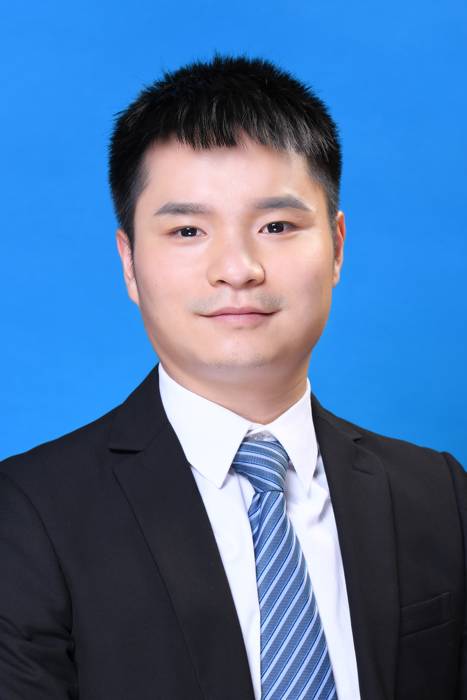 Ying Zhong