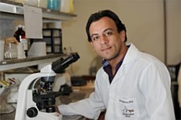 Gustavo B Menezes